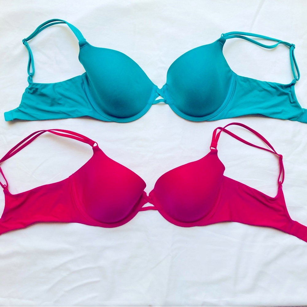 Victoria Secret SZ 34 D Pink And Turquoise Great Condition comfortable bras!